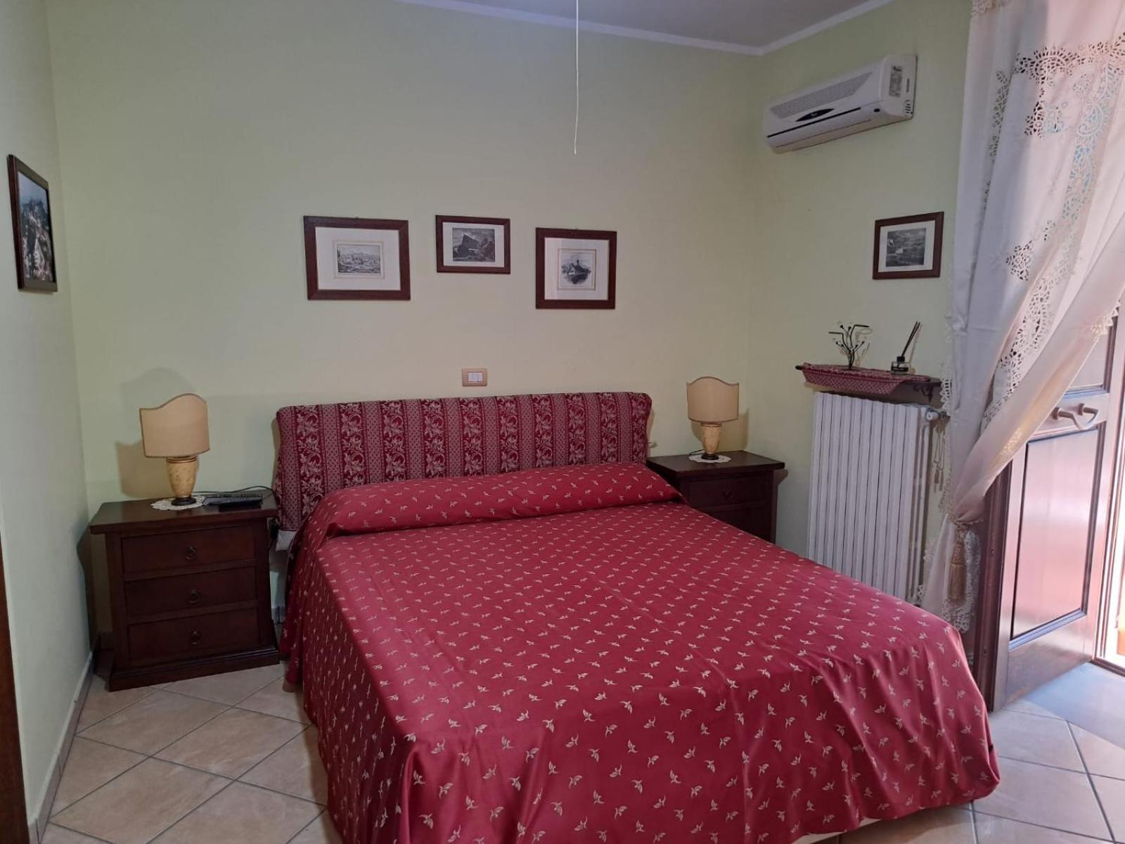 Cardile La Casa Di Lidia Bed & Breakfast エクステリア 写真